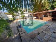 Casa / Sobrado em Condomínio para Venda em Rio de...