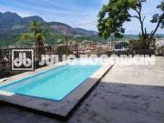 Casa / Sobrado em Condomínio para Venda em Rio de...