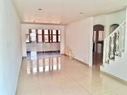 Casa / Sobrado em Condomínio para Venda em Rio de...