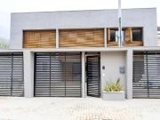 Casa / Sobrado em Condomínio para Venda em Rio de...