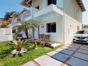 Casa / Sobrado em Condomínio para Venda em Rio de...