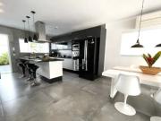 Casa / Sobrado em Condomínio para Venda em Rio de...