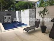 Casa / Sobrado em Condomínio para Venda em Rio de...