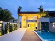 Casa / Sobrado em Condomínio para Venda em Rio de...