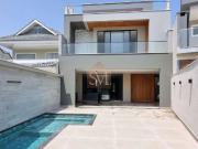 Casa / Sobrado em Condomínio para Venda em Rio de...