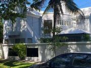 Casa / Sobrado em Condomínio para Venda em Rio de...