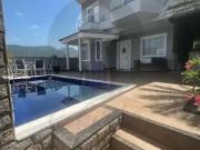 Casa / Sobrado em Condomínio para Venda em Rio de...