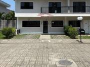 Casa / Sobrado em Condomínio para Venda em Rio de...