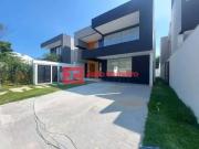 Casa / Sobrado em Condomínio para Venda em Rio de...