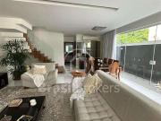 Casa / Sobrado em Condomínio para Venda em Rio de...