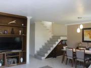 Casa / Sobrado em Condomínio para Venda em Rio de...