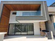 Casa / Sobrado em Condomínio para Venda em Rio de...