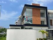 Casa / Sobrado em Condomínio para Venda em Rio de...