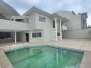 Casa / Sobrado em Condomínio para Venda em Rio de...