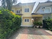 Casa / Sobrado em Condomínio para Venda em Rio de...