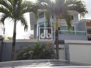 Casa / Sobrado em Condomínio para Venda em Rio de...