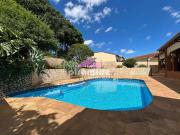 Casa / Sobrado em Condomínio para Venda em São José dos...