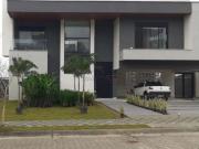 Casa / Sobrado em Condomínio para Venda em São José dos...