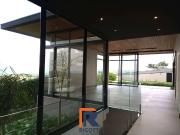 Casa / Sobrado em Condomínio para Venda em São José dos...