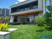 Casa / Sobrado em Condomínio para Venda em São José dos...