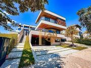 Casa / Sobrado em Condomínio para Venda em São José dos...