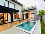 Casa / Sobrado em Condomínio para Venda em São José dos...