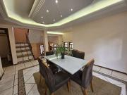 Casa / Sobrado em Condomínio para Venda em São José dos...