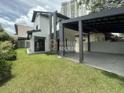 Casa / Sobrado em Condomínio para Venda em São José dos...