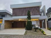 Casa / Sobrado em Condomínio para Venda em São José dos...