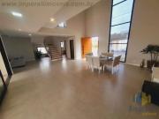 Casa / Sobrado em Condomínio para Venda em São José dos...