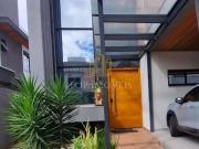 Casa / Sobrado em Condomínio para Venda em São José dos...