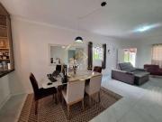 Casa / Sobrado em Condomínio para Venda em São José dos...