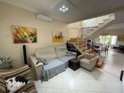 Casa / Sobrado em Condomínio para Venda em São José dos...