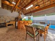 Casa / Sobrado em Condomínio para Venda em São José dos...