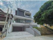 Casa / Sobrado em Condomínio para Venda em São José dos...