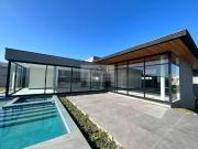 Casa / Sobrado em Condomínio para Venda em São José dos...