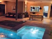 Casa / Sobrado em Condomínio para Venda em São José dos...