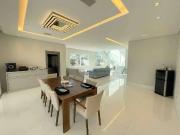 Casa / Sobrado em Condomínio para Venda em São José dos...