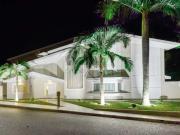 Casa / Sobrado em Condomínio para Venda em São José dos...