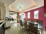 Casa / Sobrado em Condomínio para Venda em São José/SC...