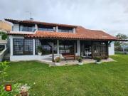 Casa / Sobrado em Condomínio para Venda em São José/SC...