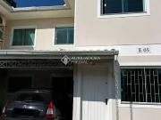 Casa / Sobrado em Condomínio para Venda em São José/SC...