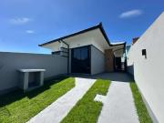 Casa / Sobrado em Condomínio para Venda em São José/SC...