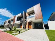 Casa / Sobrado em Condomínio para Venda em São José/SC...