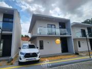 Casa / Sobrado em Condomínio para Venda em São Luís/MA...