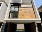 Casa / Sobrado em Condomínio para Venda em São Paulo/SP...