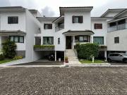 Casa / Sobrado em Condomínio para Venda em São Paulo/SP...