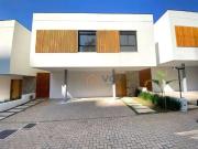 Casa / Sobrado em Condomínio para Venda em São Paulo/SP...