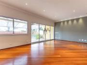 Casa / Sobrado em Condomínio para Venda em São Paulo/SP...