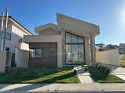 Casa / Sobrado em Condomínio para Venda em São Pedro da...